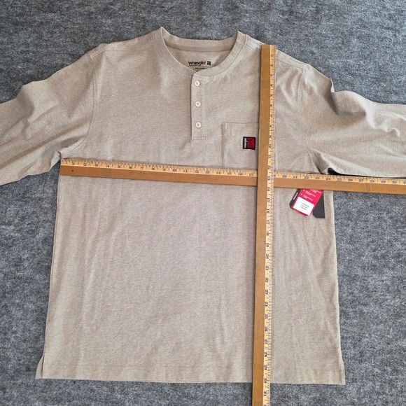 NWT Wrangler Riggs Workwear Henley Shirt Mens Large Tan Relaxed Fit Long Sleeve - Picture 7 of 11